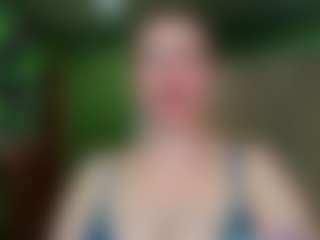 VeronikaGold's Live Sex Cam Show
