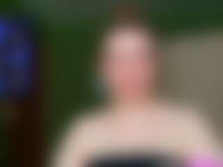 Live cam show with VeronikaGold - Blue Eyes on fapnchat
