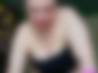 VeronikaGold's Live Sex Cam Show