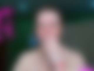 Live cam show with VeronikaGold - Average on Camiplay Live