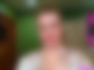 VeronikaGold's Live Sex Cam Show