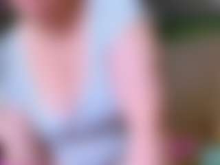 Live cam show with VeronikaGold - Blonde Hair MILF on Camsoda