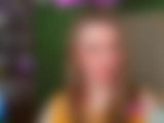 VeronikaGold's Live Sex Cam Show