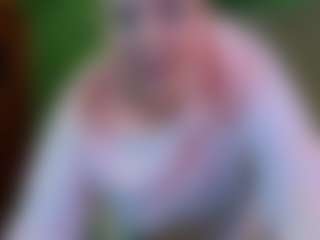 VeronikaGold's Live Sex Cam Show