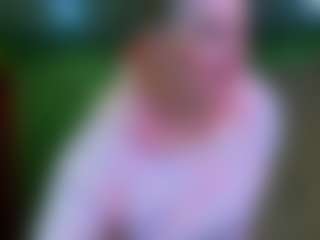 VeronikaGold's Live Sex Cam Show