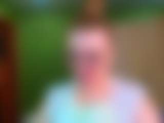 Live cam show with VeronikaGold - Ass Clapping on TeamSkeetLive