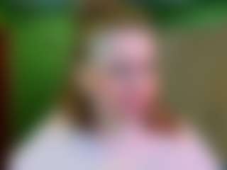 VeronikaGold's Live Sex Cam Show