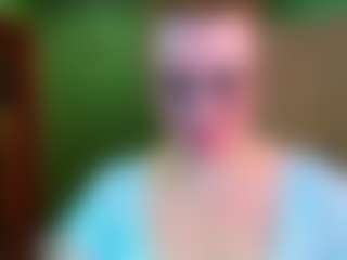 Live cam show with VeronikaGold - Body Massage on SpunkLive