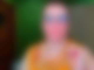 Live cam show with VeronikaGold - Middle Aged on live18s.com