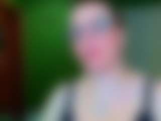 VeronikaGold MILF webcam performer live streaming