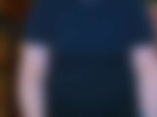 Live cam show with VeronikaGold - Middle Aged on live.xheat.ai