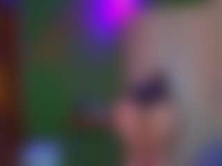 VeronikaGold's Live Sex Cam Show
