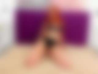 Live cam show with LisaAmoree - Upskirt on Hubzter Live