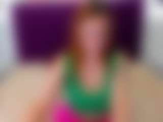 Live cam show with LisaAmoree - Chubby on Fapmatic.com