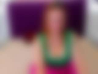 Live cam show with LisaAmoree - Flashing on Camsoda