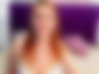 Live cam show with LisaAmoree - Stockings on madthumbs