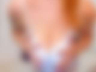 Live cam show with LisaAmoree - Upskirt on camwithhim.com