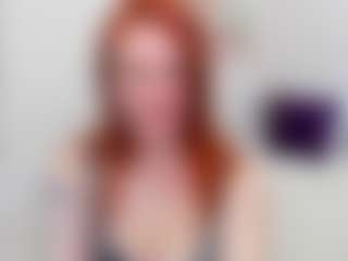 Live cam show with LisaAmoree - Average on Sweet Sext