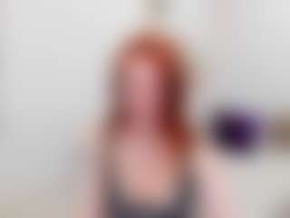 Live cam show with LisaAmoree - Camel Toe on mypornchat.com