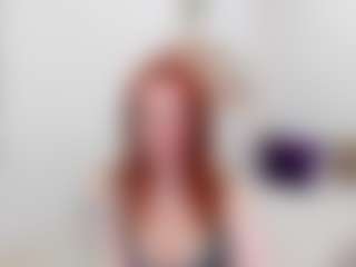 Live cam show with LisaAmoree - Upskirt on TastyBlacksLive
