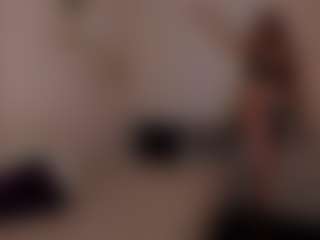 Live cam show with LisaAmoree - Spank Red Hair on LiveSexCams6