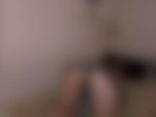 Live cam show with LisaAmoree - Camel Toe on parknlotfishbdy