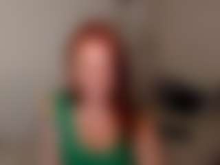 Live cam show with LisaAmoree - Camel Toe on madthumbs