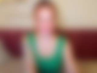 Live cam show with LisaAmoree - Striptease Teen (18+) on Dare Cams