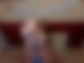 Live cam show with LisaAmoree - Average on Camsoda