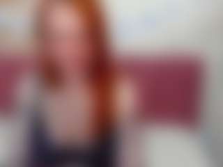 Live cam show with LisaAmoree - Chubby on Camiplay Live
