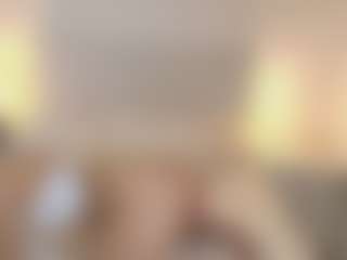 TinyRosse's Live Sex Cam Show