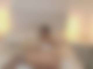 TinyRosse's Live Sex Cam Show