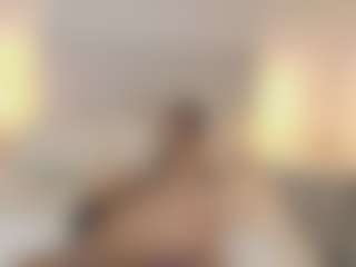 TinyRosse's Live Sex Cam Show
