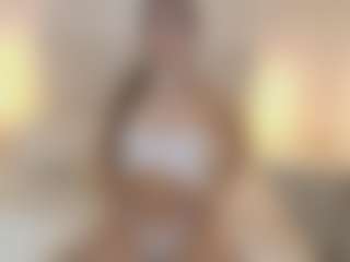 TinyRosse's Live Sex Cam Show