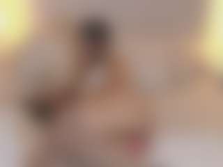 TinyRosse's Live Sex Cam Show