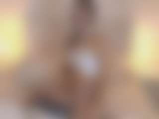 TinyRosse's Live Sex Cam Show