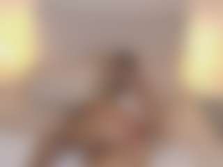 Live cam show with TinyRosse - Flashing on hornycams.live