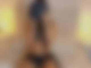 TinyRosse's Live Sex Cam Show