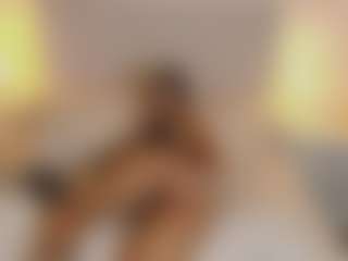 TinyRosse's Live Sex Cam Show