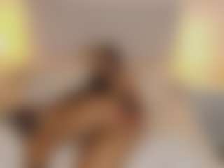 TinyRosse's Live Sex Cam Show