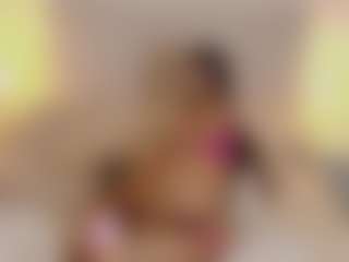 TinyRosse's Live Sex Cam Show