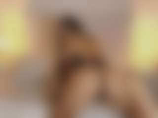 TinyRosse's Live Sex Cam Show