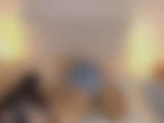 Live cam show with TinyRosse - Lovense Small Tits on CamClone