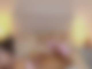 Live cam show with TinyRosse - Average on Gym Cam Girls