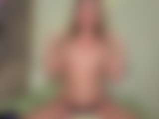 Live cam show with VibeJenny - Blue Eyes on Hubzter Live