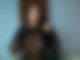 Live cam show with Alia-Sweet - Bikini on Dolls Live