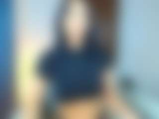 Live cam show with Alia-Sweet - Skinny on CamClone