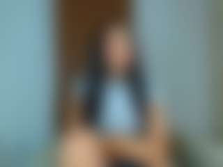 Live cam show with Alia-Sweet - Camel Toe on Camsoda