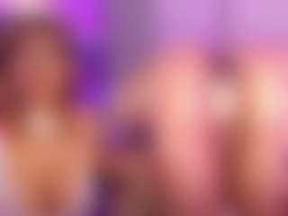 Spettacolo in cam dal vivo con AriaNova - Twerk su Camsoda