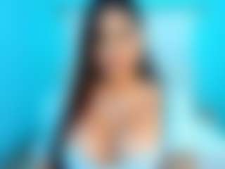 Live-sekscamshow van CherryKiiss